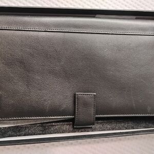 Tumi Black Traveling Wallet ( Unisex)  Case